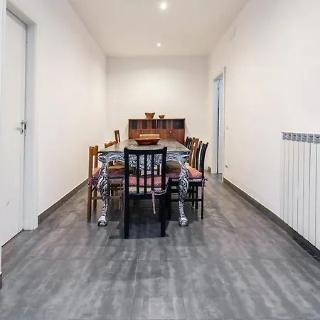 דירה Friends & Family House *