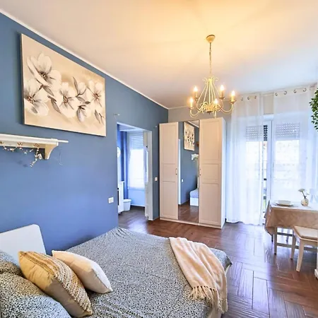 Navigli Iulm * Milán