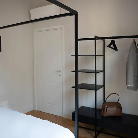 Apartmán Elegante Di Design - 5 Min Dal Duomo *