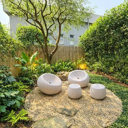 Isola Oasis - Loft With Garden & Free Private Garage * ミラノ