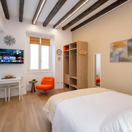 Brera, Splendido Pied-a-terre A Milano! דירה