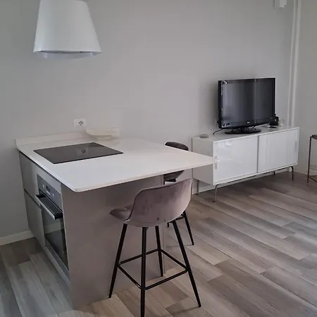 Stylish Renovated Flat In The Heart Of Tortona Design District *