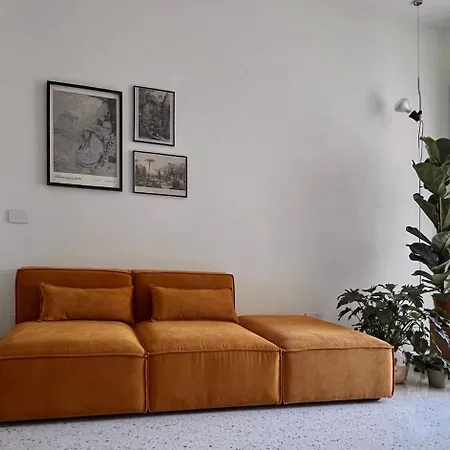 Botanical Modernist - Milanese Living