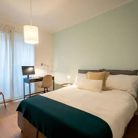 Duomo-sempione, Luxury With Balcony - M5 Apartman