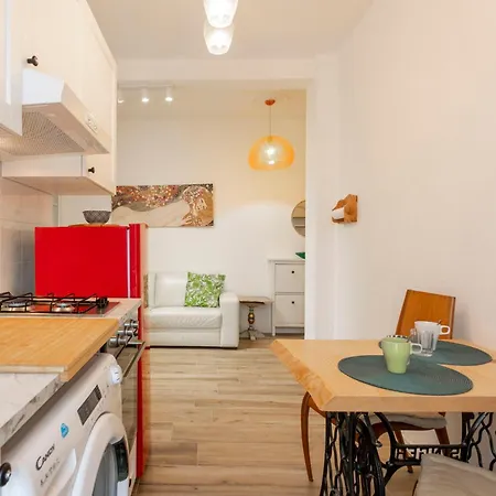 Апартаменты Tanaro Quiet One Bedroom By Halldis
