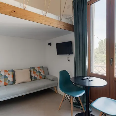 Guesthost - Comfy Studio-flat * Milano