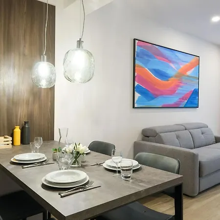 Smart Near Porta Romana Italy Daire Milano