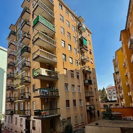 Cozy Navigli House Daire