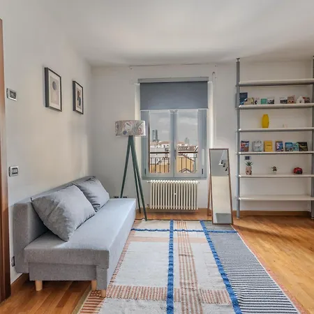 The Rosmini Lägenhet Milano