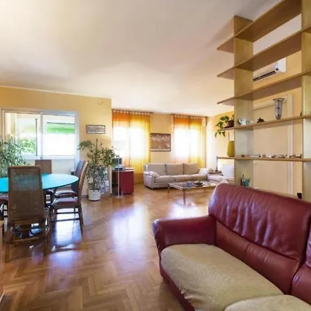 In Cagnino Mit Terrasse By Interhome Milano