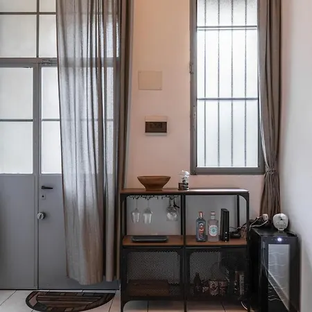 M28 Urban Loft Navigli *