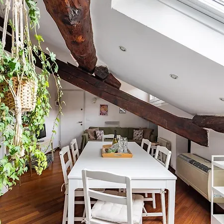 Apartmán Elegante Mansarda Tra Navigli E Via Tortona