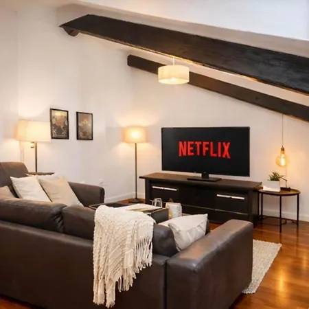 Bright Attic 120sqm In Garibaldi Quarter * Milan