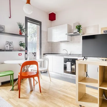 With Private Garden - Linate Airport *