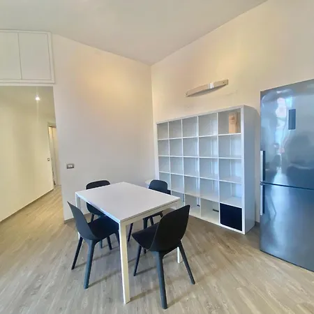 Palma Home, Elegante E Spaziosa Nel Cuore Della Citta Di Milano, Con Metropolitana M1 Gambara * Milán