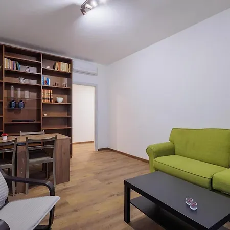 Cinzia's House - 5 Minutes From The Metro Apartmán *