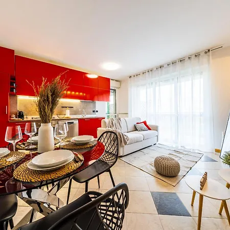 Santa Giulia Bright With 2 Terraces *