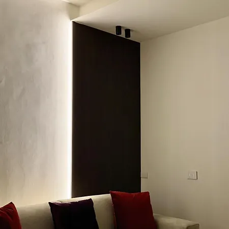 Premium Station Apartment