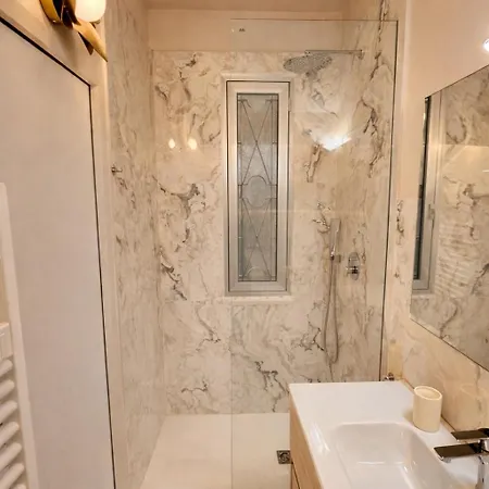 Apartamento Luxury Design In The Heart Of