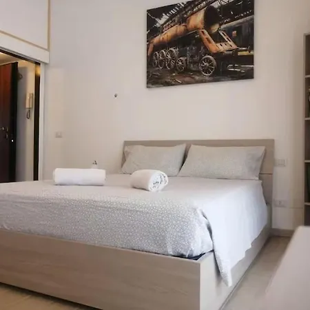 Bright Open Space In The Mm1 Pasteur Area Апартаменты