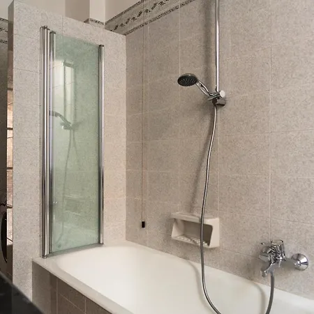 Apartman Youhosty - Palestrina 16 Big Milánó