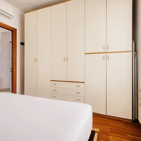 Apartman Hostmate - - Plinio - Citta Studi
