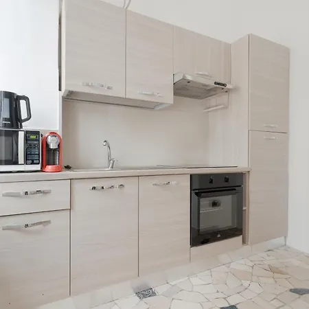 דירה Guesthost - Cozy Varesina Area