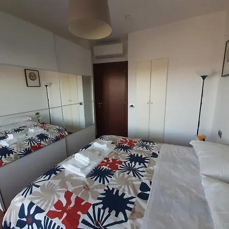 Santa Giulia Bright Two-room With 2 Terraces *