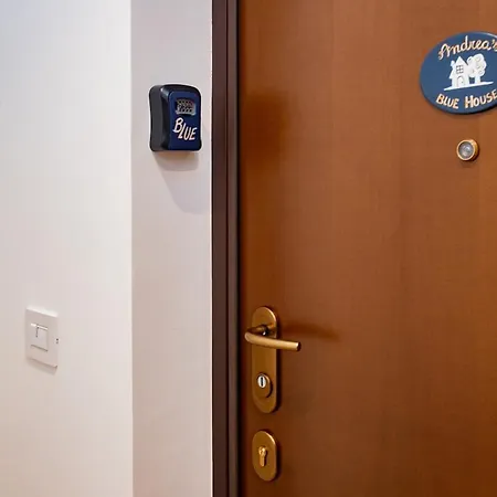 Andrea's Blue Flat Studies Appartement *