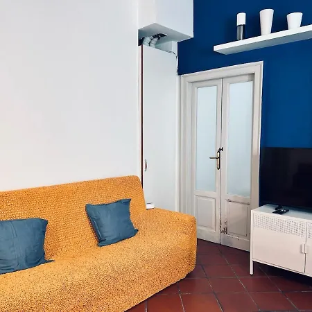 Apartment Colored House Milan