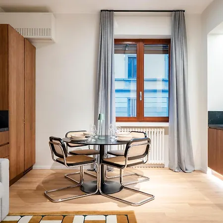 Tantardini House Near Navigli-bocconi * Milaan