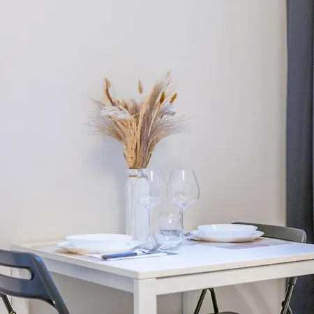 Appartamento Brera - 10 Min From The Duomo, Shops, Restaurants