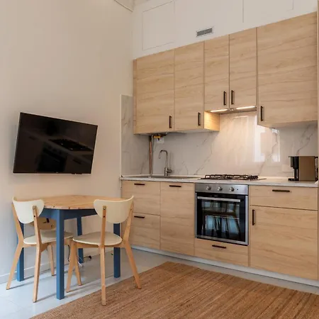 Elegante Monolocale A Due Passi Da Paolo Sarpi