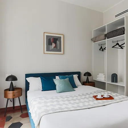 The Rent - Characteristic Three-room Near Via Washington Apartment Mailand