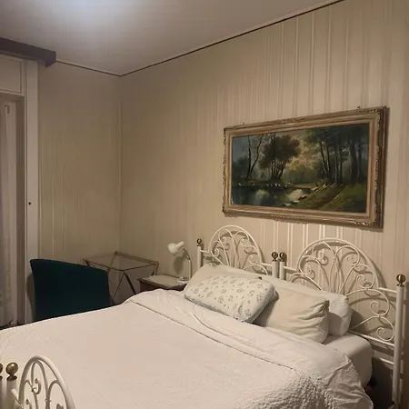 Two Bedroom In Isola *