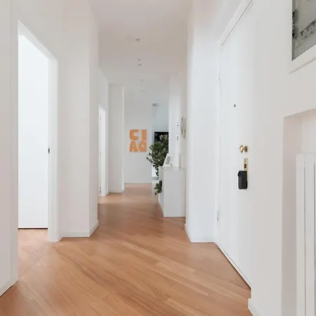 Guesthost - Mm Sant'agostino Modern Flat