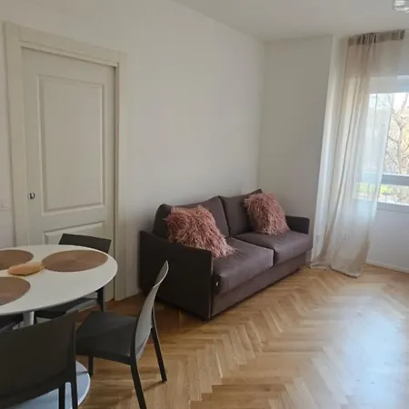 Comfort Place Buzzi Sempione Mico Life 公寓 *