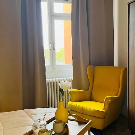 Entire 200 Meters From The Blue Metro Line Daire