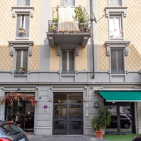 Il Glicine - Vista Mozzafiato, Zona Isola, Vicino Metro M3 M5 E Stazione Apartman *