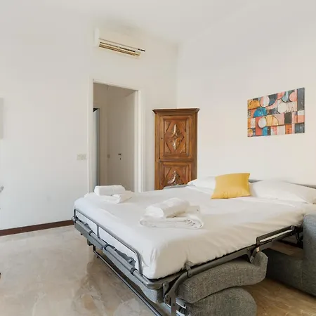 Guesthost - Mm4 Tricolore Cozy X4 *