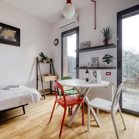 Appartamento With Private Garden - Linate Airport Milano