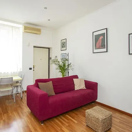 Apartman Stayeasy Correggio - Milanese Style - Area