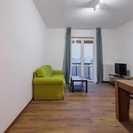 Cinzia's House - 5 Minutes From The Metro Apartmán Milán