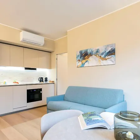 Arco Della Pace Sweet By Halldis *