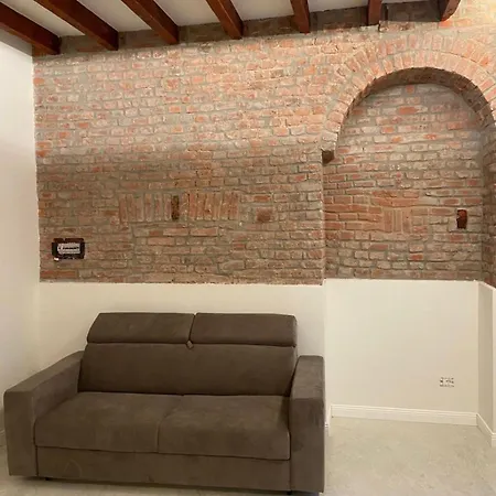 Alserio Urban In Isola Area Milano