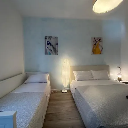 In The Loreto Area, Mm1 Pasteur Apartament *