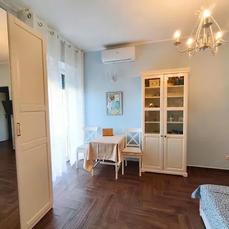 Navigli Iulm Apartamento *