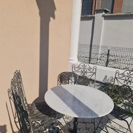 Liberty Domus Igi * Milán