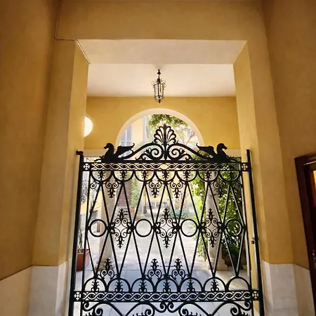 Luxury Design In The Heart Of *