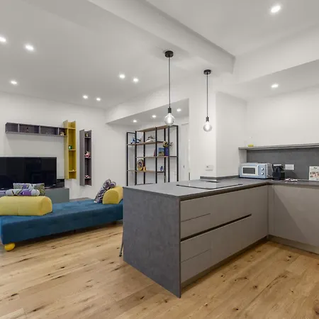 Historic Center - Renovated Designer - Wi-fi * Milano